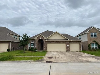 325 Burgundy Dr, Alvin, TX 77511