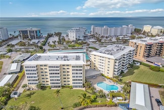 3410 Gulf Shore Blvd N Unit 305, Naples, FL 34103