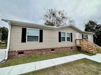 2410 Park St, North Myrtle Beach, SC 29582