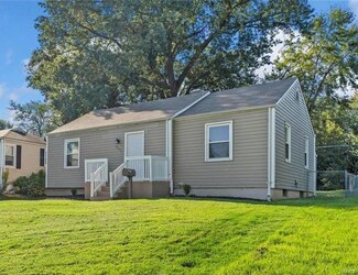 9432 Kathlyn Dr, Saint Louis, MO 63134