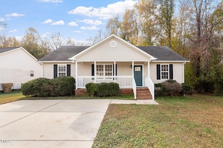 1409 Grovewood Dr, Clayton, NC 27520