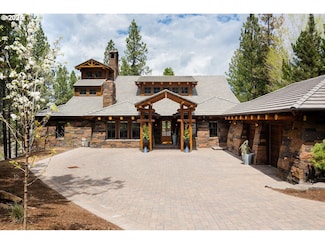 19378 Rim Lake Ct, Bend, OR 97702