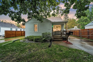 5409 40th Ave, Kenosha, WI 53144