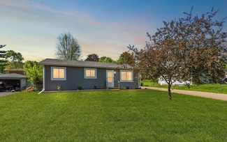 3634 77th St E, Inver Grove Heights, MN 55076