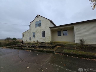 548 Douglas Rd, Washington Court House, OH 43160