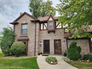 19370 W 11 Mile Rd, Lathrup Village, MI 48076