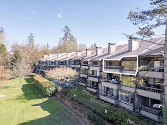 115 Rogue River Hwy Unit 302, Grants Pass, OR 97527