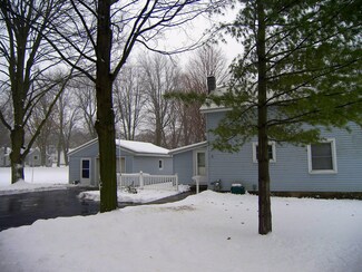 422 N Abbott St, Carson City, MI 48811