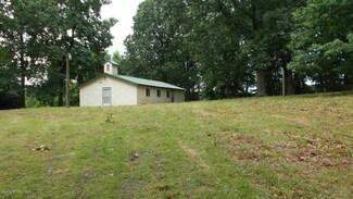 174 Camp Meeting Rd, Pearisburg, VA 24134