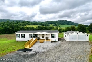 200 Narrow Ln, Bedford, PA 15522