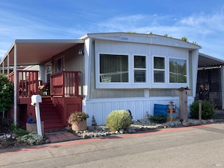 6781 Evergreen Ave, Sebastopol, CA 95472