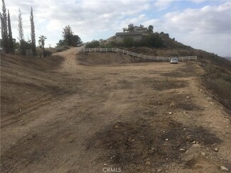 21066 Onaknol Dr, Lake Mathews, CA 92570