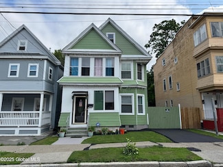 913 Bridge St, Schenectady, NY 12303