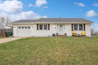 1216 Casady Dr, Norwalk, IA 50211