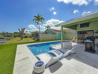 1215 NW 19th Terrace, Delray Beach, FL 33445