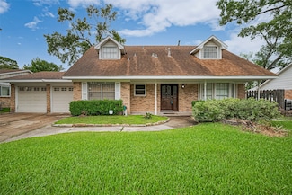 13351 Oak Leaf Ln, Houston, TX 77015