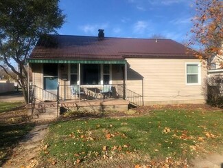 152 N Nappanee St, Nappanee, IN 46550
