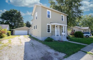 210 Joles St, Sandwich, IL 60548