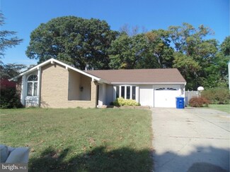 36 Boothby Dr, Mount Laurel, NJ 08054