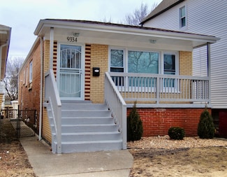 9334 S Luella Ave, Chicago, IL 60617