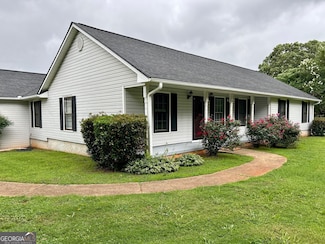 2745 Mcdonough Rd, Hampton, GA 30228