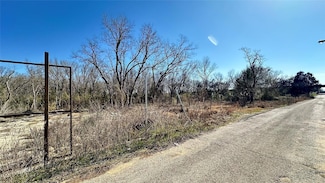 5412 Railroad Ave, Dallas, TX 75215