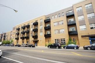 2915 N Clybourn Ave Unit 307, Chicago, IL 60618