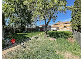 7248 W Potomac Ave, Milwaukee, WI 53216