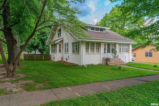 114 N Spring St, Mount Pulaski, IL 62548