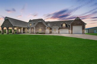 5601 Hidden Meadow Dr, Mustang, OK 73064