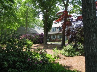 35 Indian Pond Rd, West Dennis, MA 02670