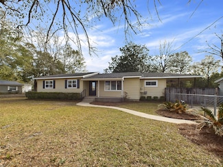 197 Patton St, Crestview, FL 32539