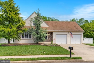 11 Adler Cir, Lumberton, NJ 08048