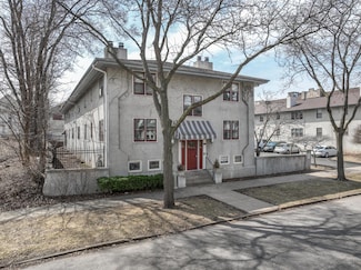 666 Ashland Ave Unit 1, Saint Paul, MN 55104