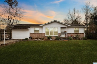 808 Central Ave, Fultondale, AL 35068
