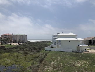 134 China Beach Dr, Port Aransas, TX 78373