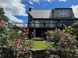 121 Verner Mountain Rd, Verner, WV 25650