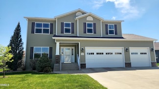 1325 Eagles View Ln, Bismarck, ND 58503