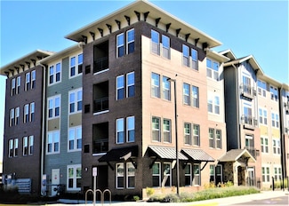 670 E Algonquin Rd Unit 4103, Schaumburg, IL 60173