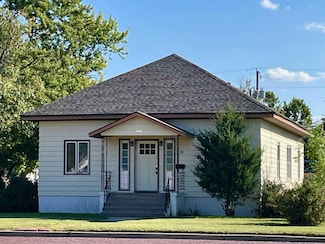 729 E 6th St, Kinsley, KS 67547