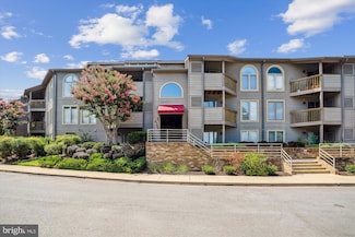 2108 Chesapeake Harbour Dr E Unit 201, Annapolis, MD 21403
