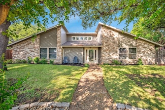 2814 Cheshire Cir, Carrollton, TX 75007