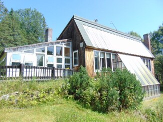11 Braeside Rd, Pittsburg, NH 03592