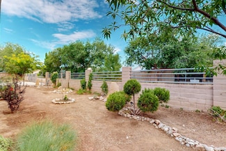 1519 Lundy Ln SW, Albuquerque, NM 87105