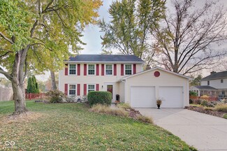 7677 Creekside Dr, Fishers, IN 46038