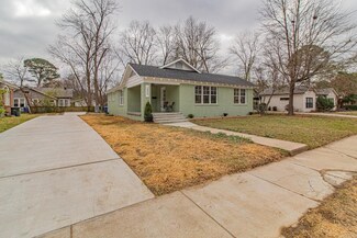2009 Prince St, Conway, AR 72034