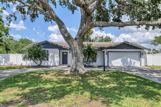 322 Linden Dr, Ellenton, FL 34222