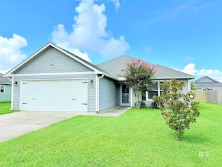 213 Lakefront Cir, Summerdale, AL 36580