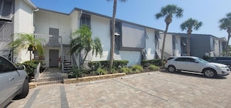 1046 W Peppertree Ln Unit 115B, Sarasota, FL 34242