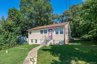 1012 Park St, Altavista, VA 24517